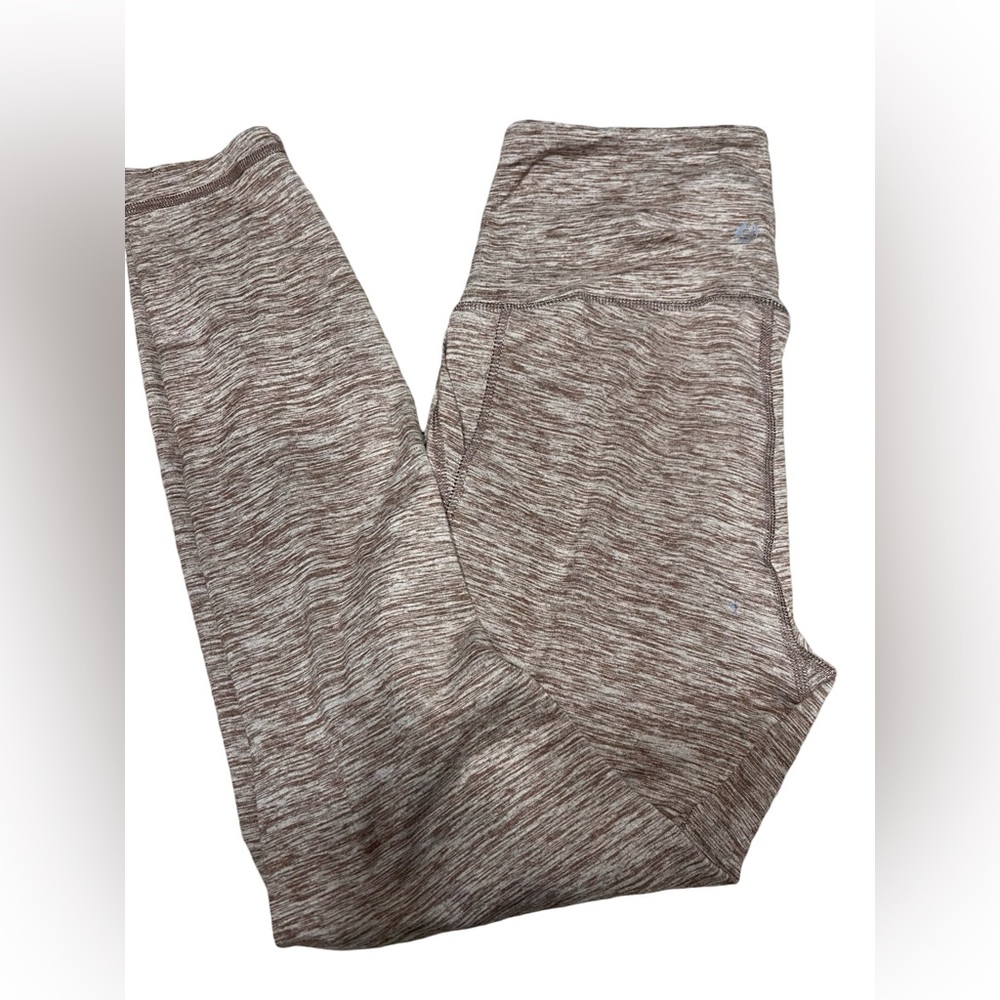VGUC LegEnd leggings. Medium 365W